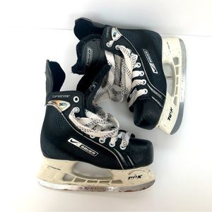 Bauer Ice Hockey Skates (Youth Size 3)